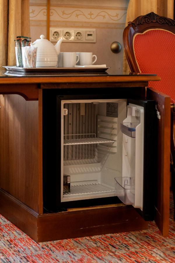 Story Inn Self Check-In Hotel Вильнюс Экстерьер фото