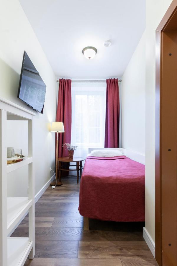 Story Inn Self Check-In Hotel Вильнюс Экстерьер фото